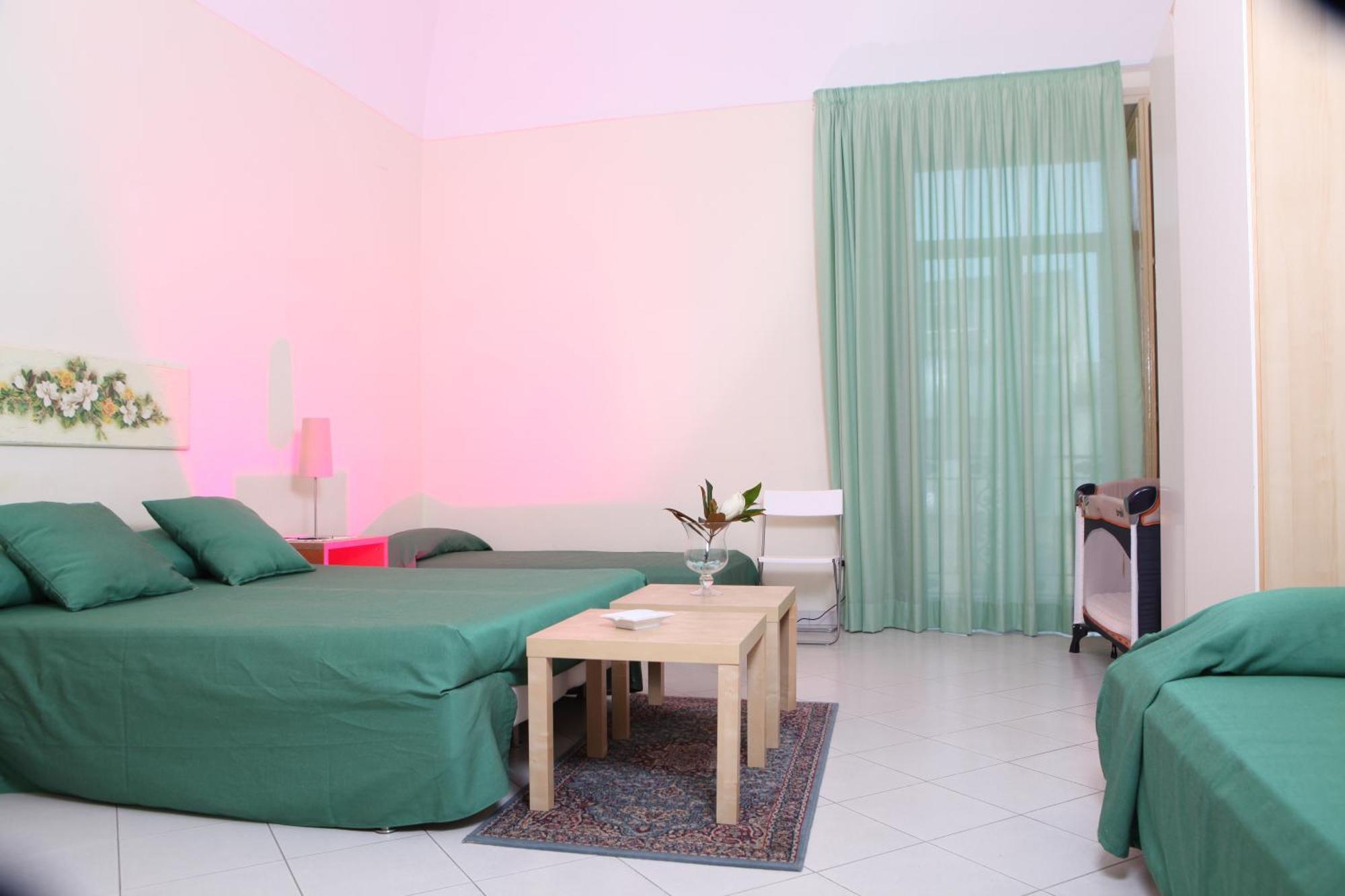 Il Giardino Di Tonia - Oplontis Guest House - Bed & Garden - Torre Annunziata Room photo