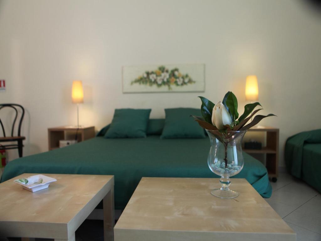 Il Giardino Di Tonia - Oplontis Guest House - Bed & Garden - Torre Annunziata Exterior photo