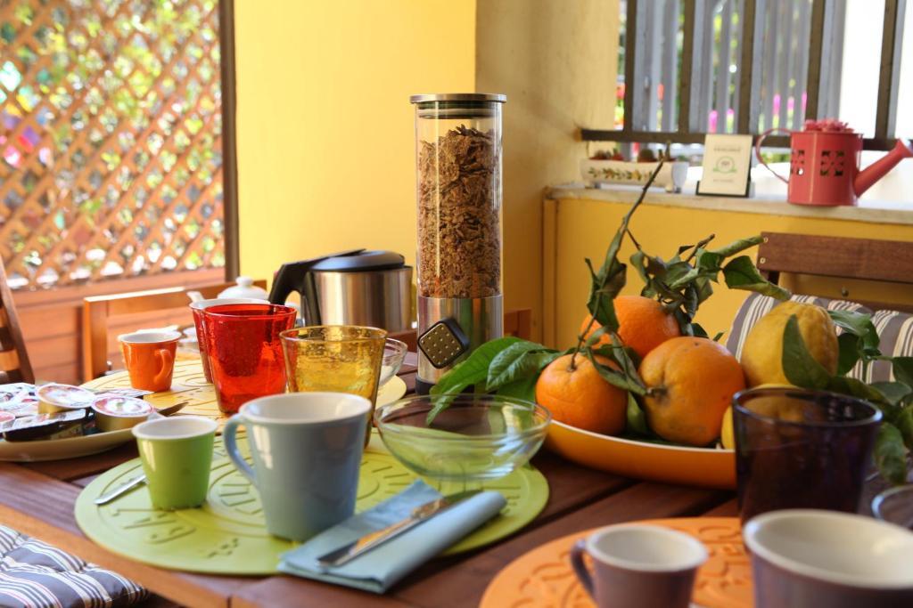 Il Giardino Di Tonia - Oplontis Guest House - Bed & Garden - Torre Annunziata Exterior photo